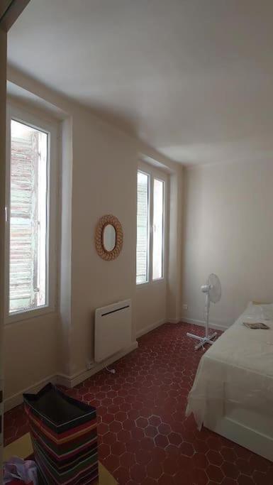 Appartement De Charme - Wifi - Centre Historique Toulon Eksteriør bilde